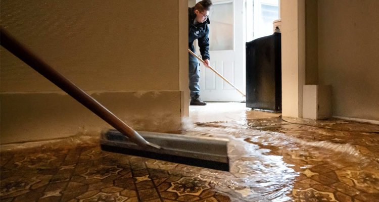 Flood Cleanup Services in Portland, ME